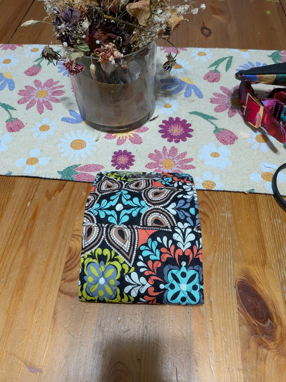 Vera Bradley Black Multicolor Paisley Compact Wallet